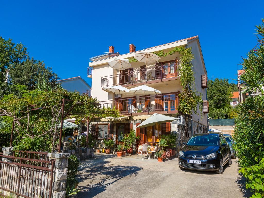 Apartment Snjezana Dramalj Exterior foto